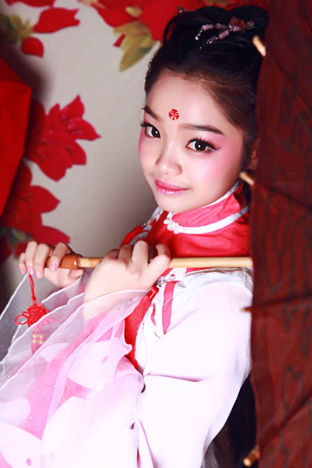 《汉服第811期》剑三民国之七秀