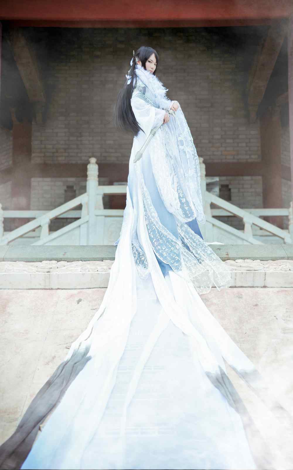 《汉服第758期》花千骨白子画