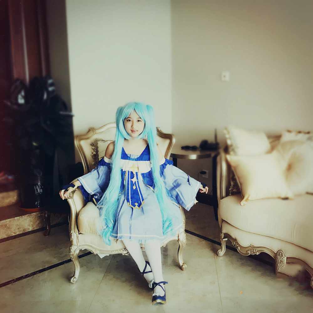 《C站·lolita·第1145期》后期炸了的miku