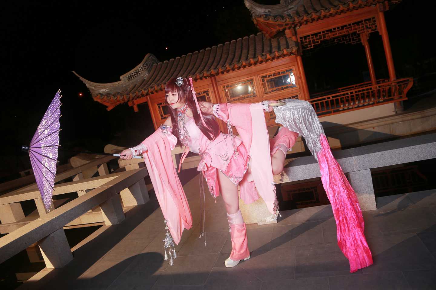 《汉服第543期》朔雪秀萝