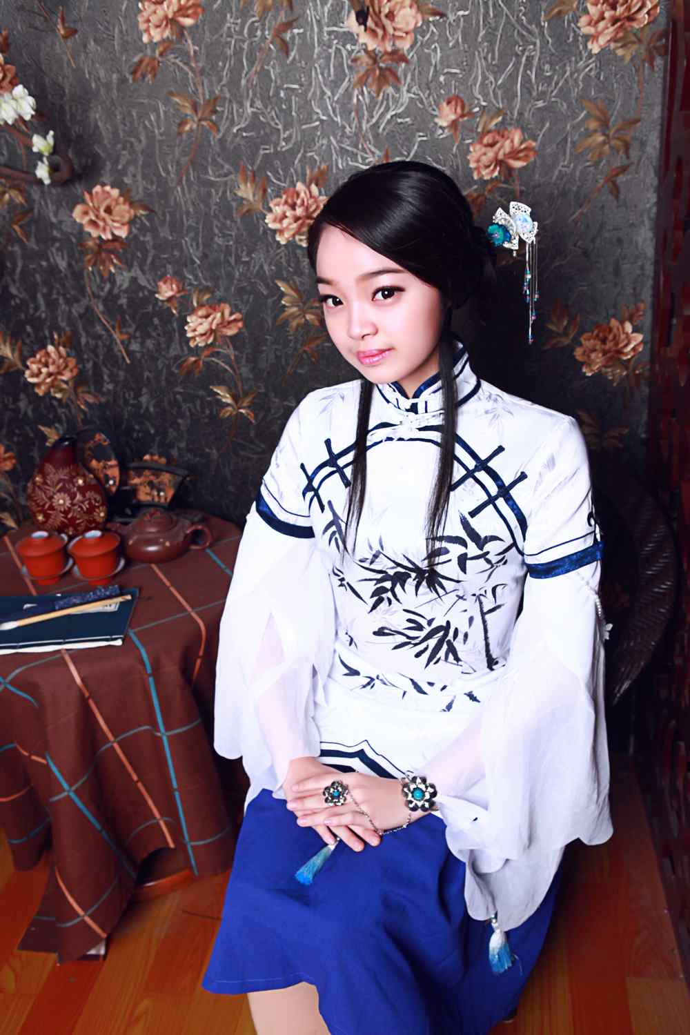 《汉服第810期》剑三民国之纯阳