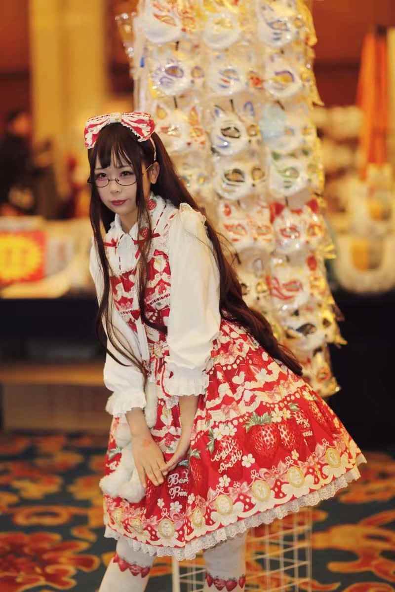 《C站·lolita·第461期》草莓小姐姐开始来了