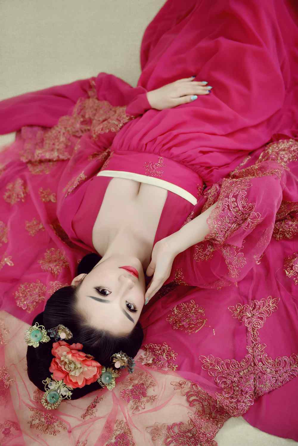 《汉服第746期》媚娘兰陵王入阵曲