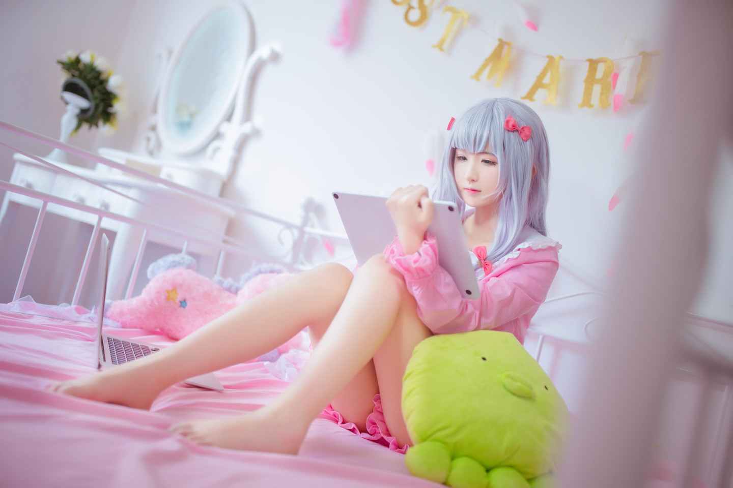 《C站·lolita·第1064期》埃罗芒阿老师和泉纱雾睡衣