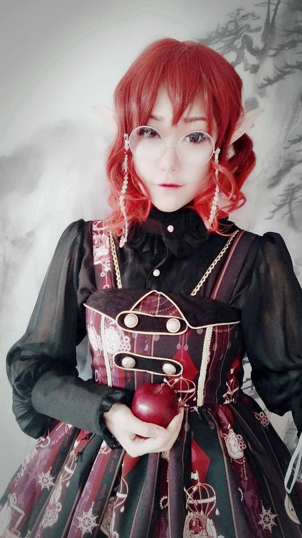 《C站·lolita·第362期》森林中的精灵你看过戴眼镜的女精灵么