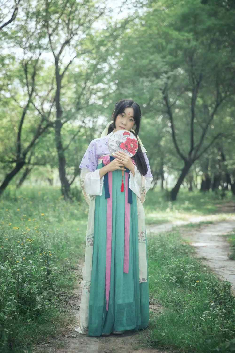 《汉服第605期》洛天依点妆谣