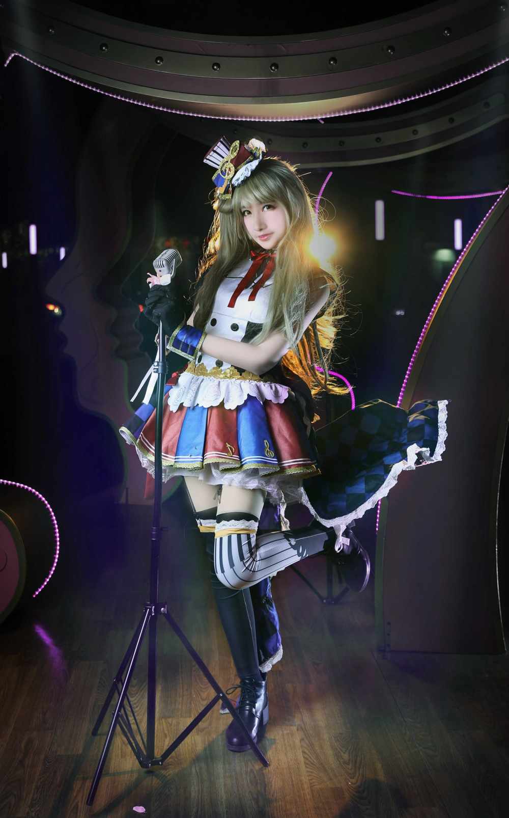 《C站·lolita·第1160期》南小鸟女仆努力的演唱吧