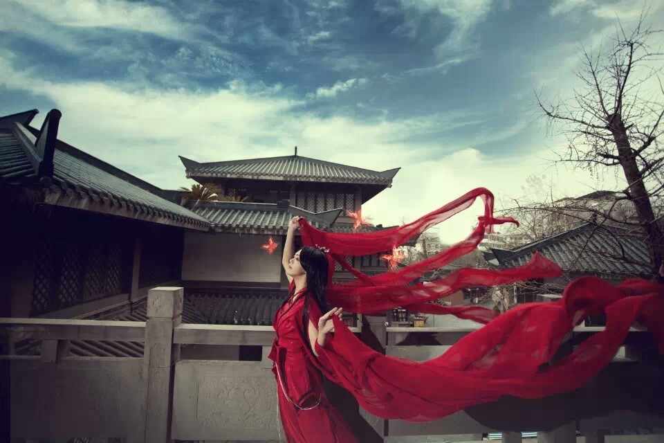 《汉服第632期》慕容安 华胥引