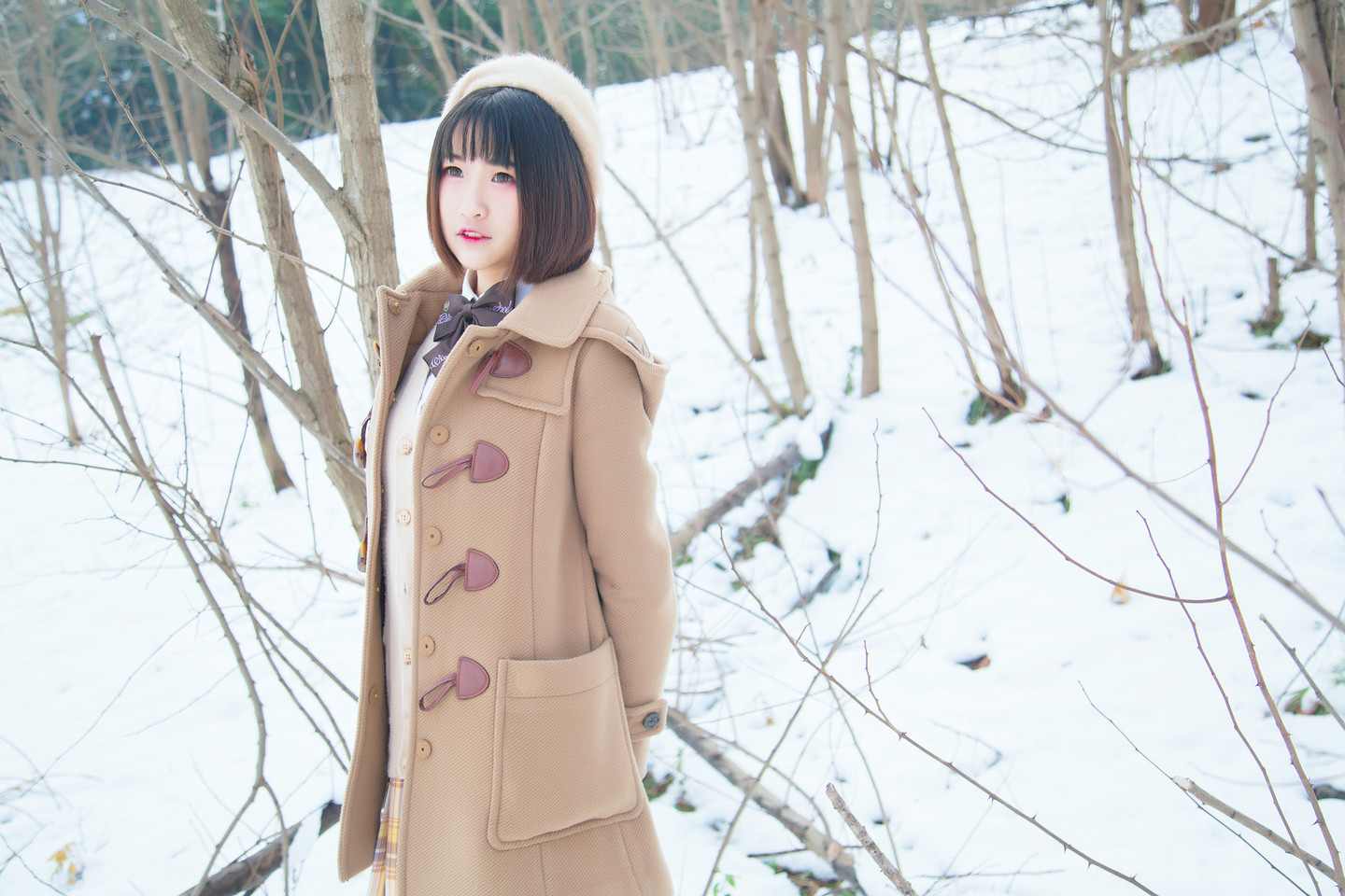 《C站·第3215期》雪and少女  梦幻的季节与你相遇