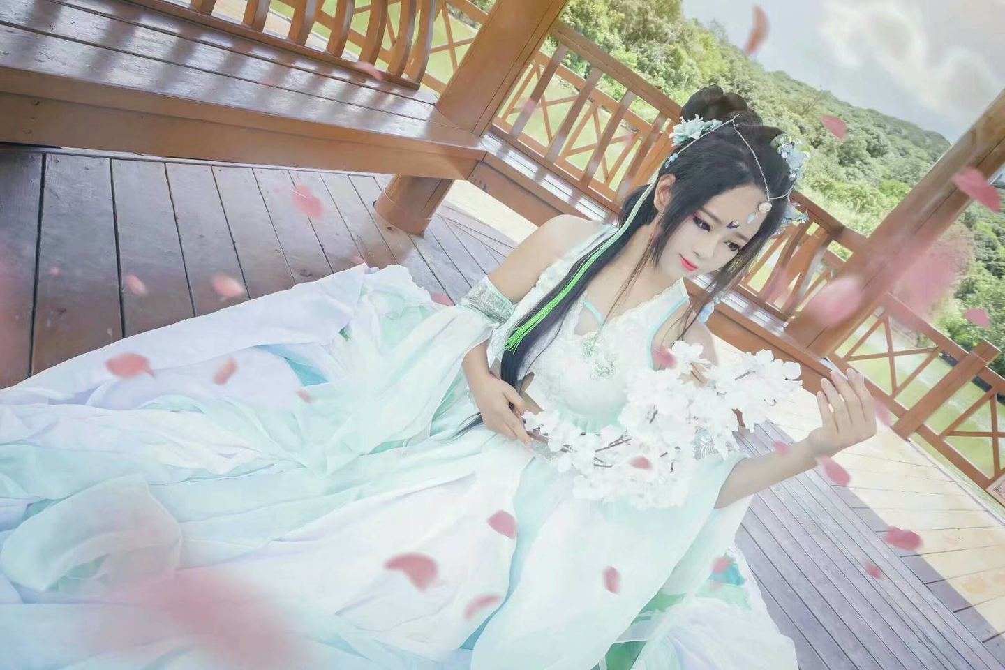 《汉服第589期》锦鲤抄青鲤