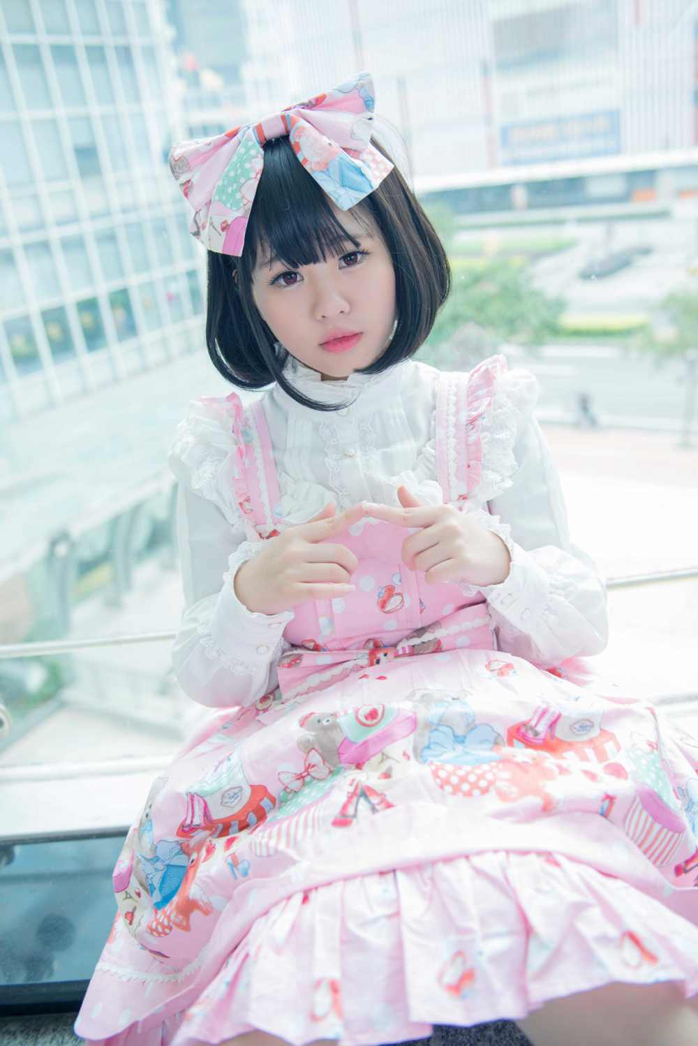 《C站·lolita·第372期》这么可爱的萌妹子到底会不会做家务