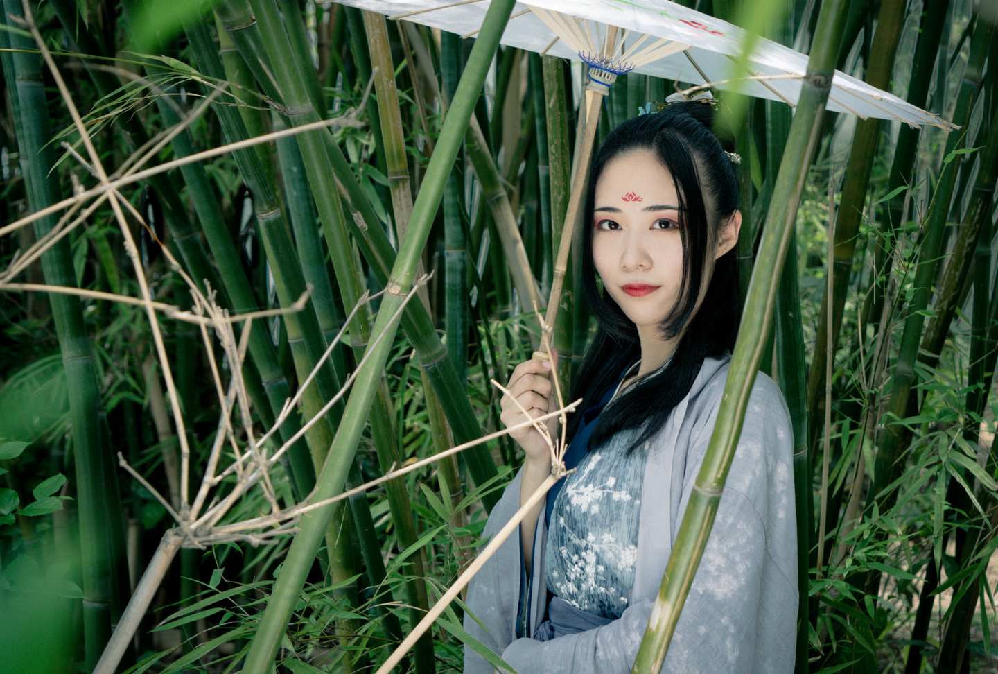 《汉服第836期》魏晋风蓝隐