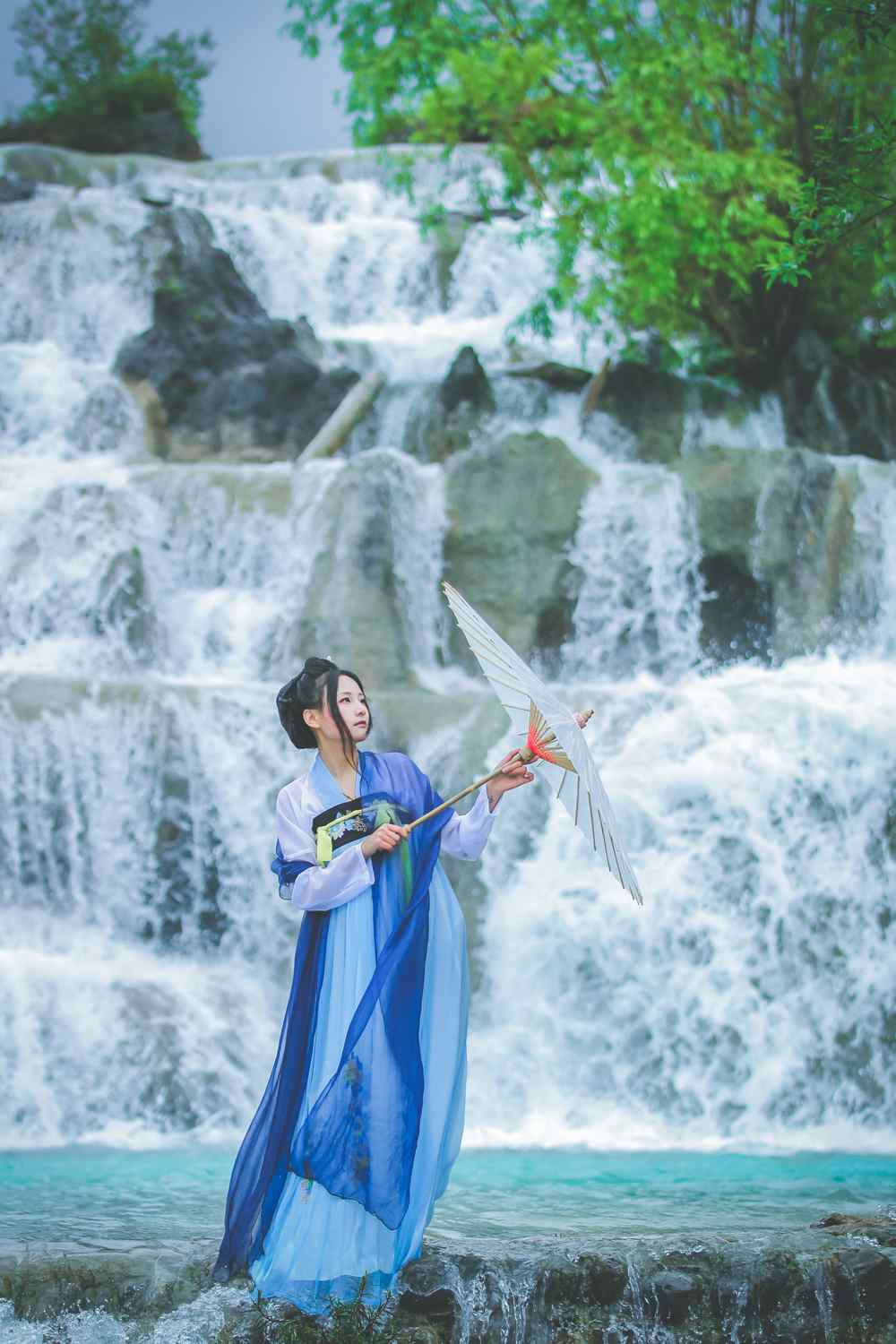 《汉服第364期》望美人兮天一方