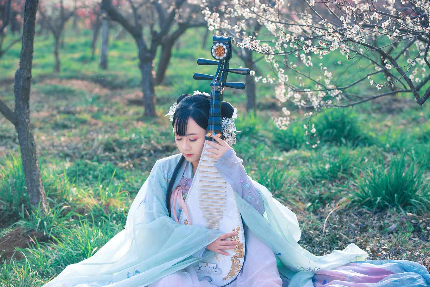 《汉服第344期》汉服 梅花泪