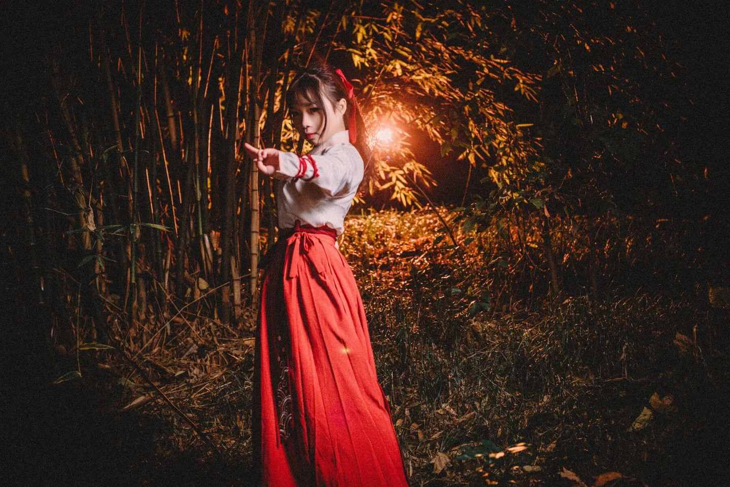 《汉服第779期》小姐姐来一杯二锅头呛得眼泪流