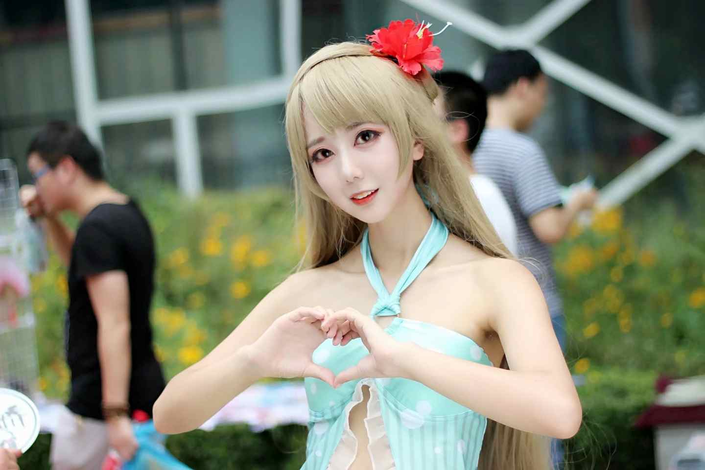 《C站·lolita·第596期》在公园谁把我鞋拿走了