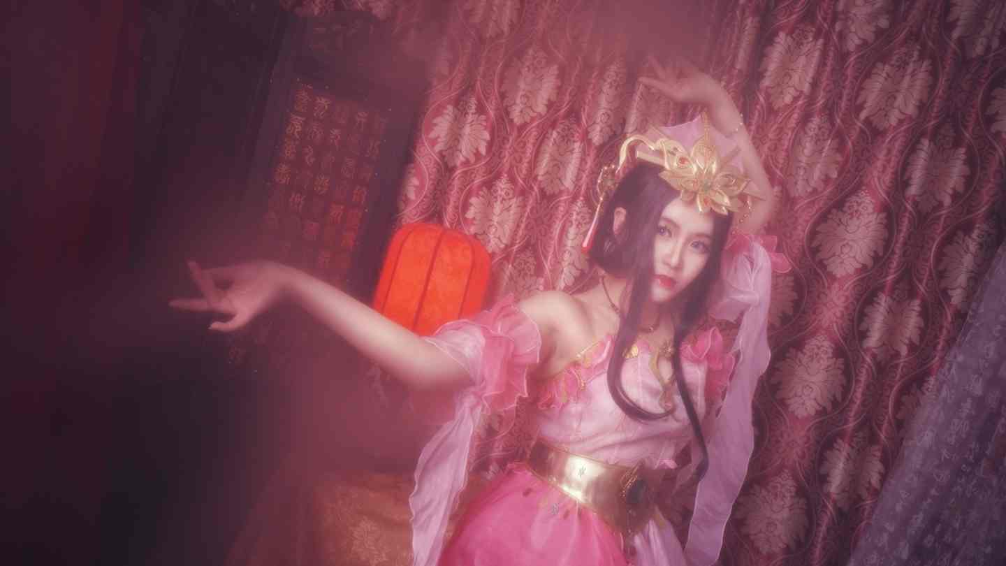 《汉服第470期》七秀