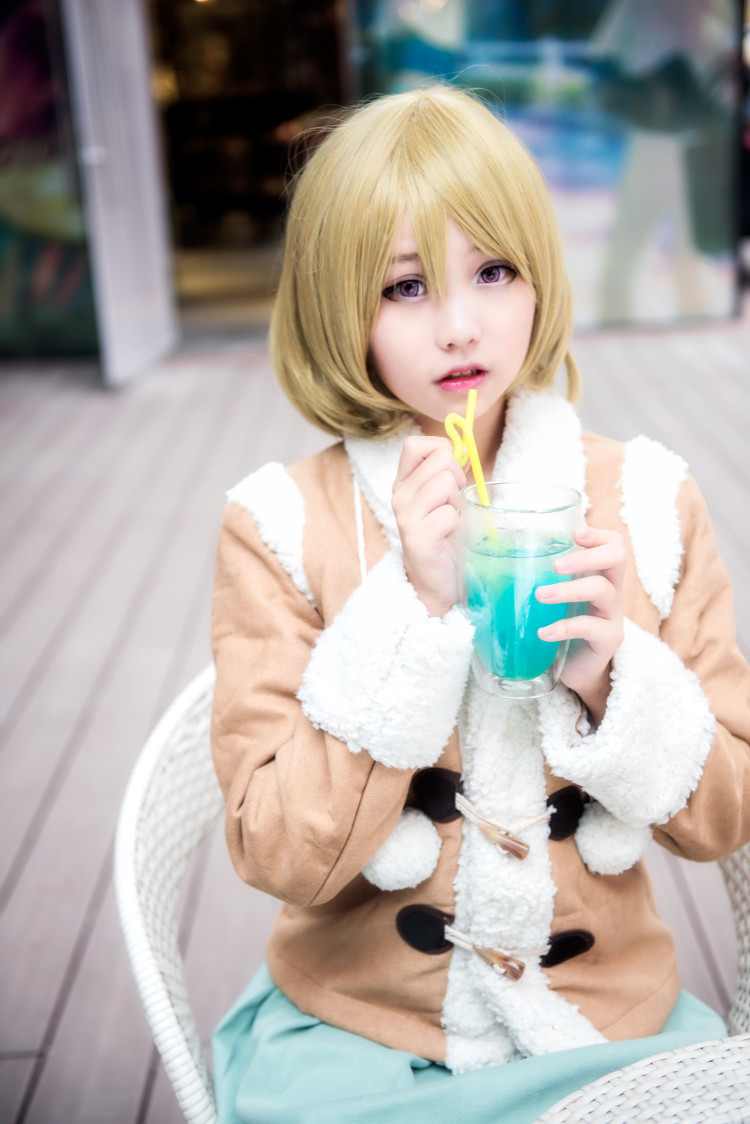 《C站·lolita·第1016期》小泉花阳冬装日常