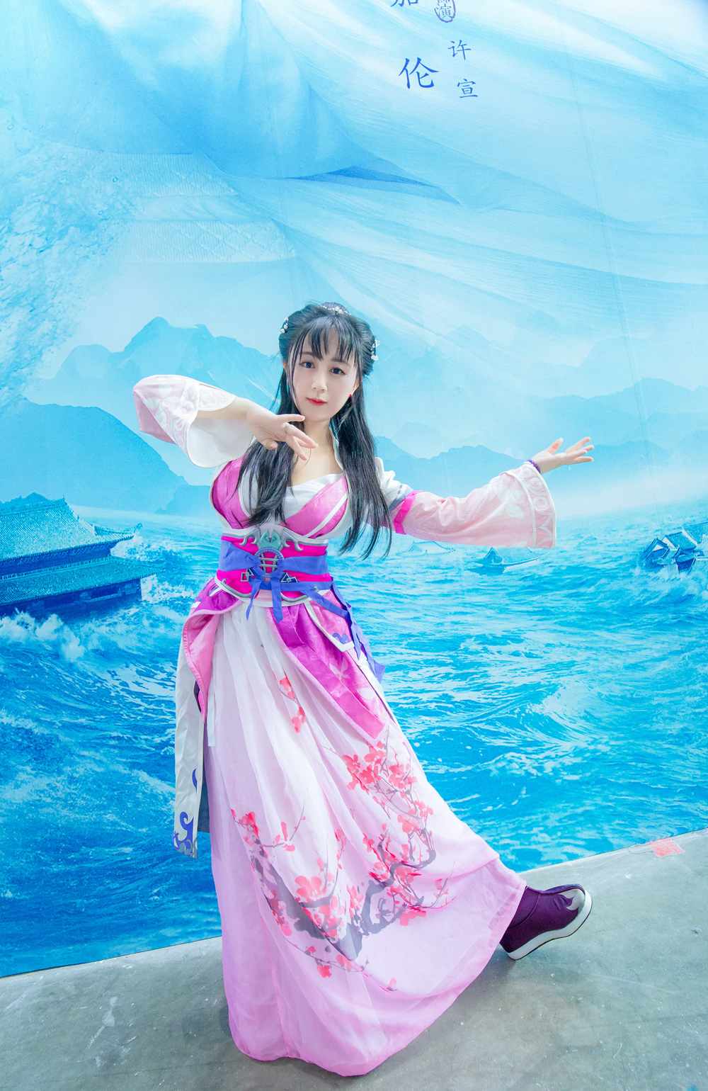 《汉服第816期》蜗牛展台小妹妹