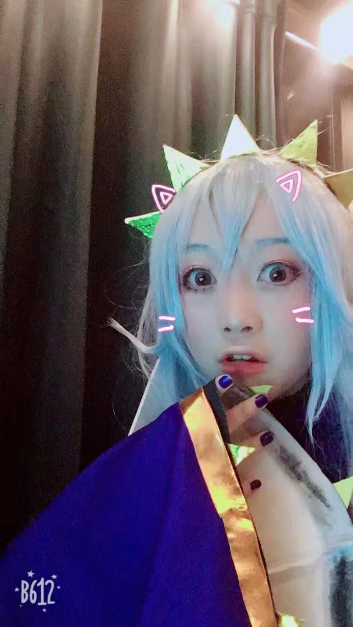 《C站·lolita·第331期》小莩场照