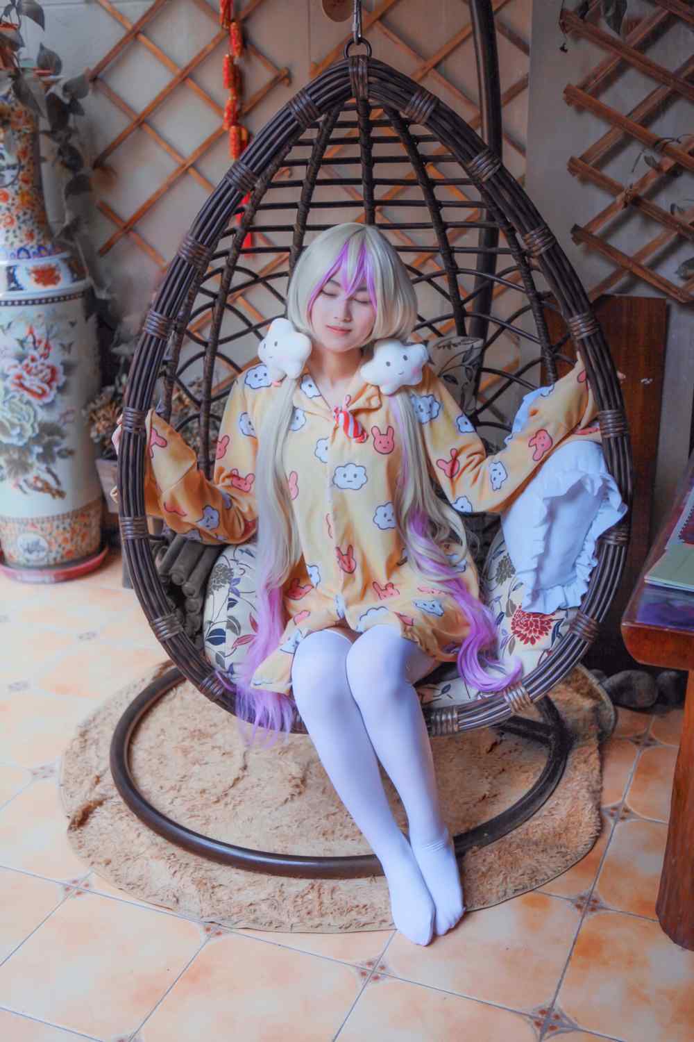 《C站·lolita·第1142期》坐上摇摇椅