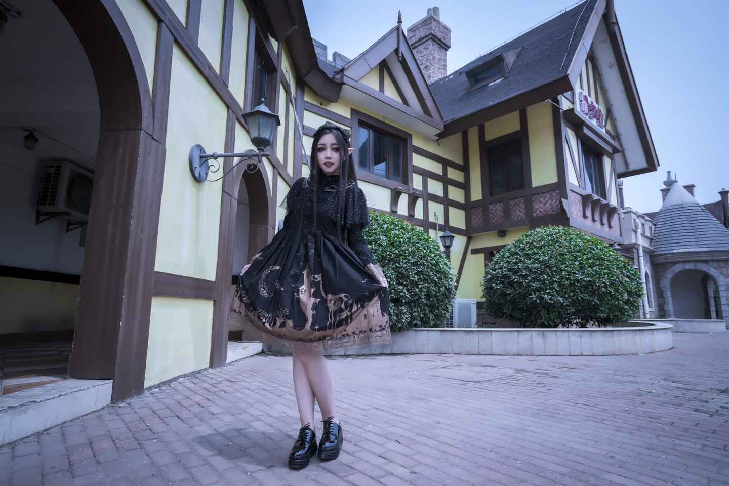 《C站·lolita·第367期》最美的是风景最丑陋的是人心