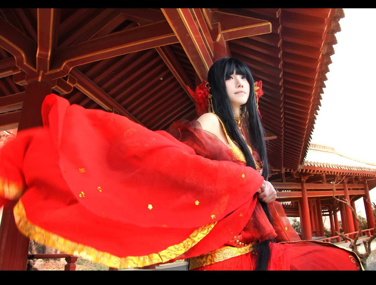 《汉服第804期》你是喜欢国风的御姐还是喜欢日系旗袍的女仆？