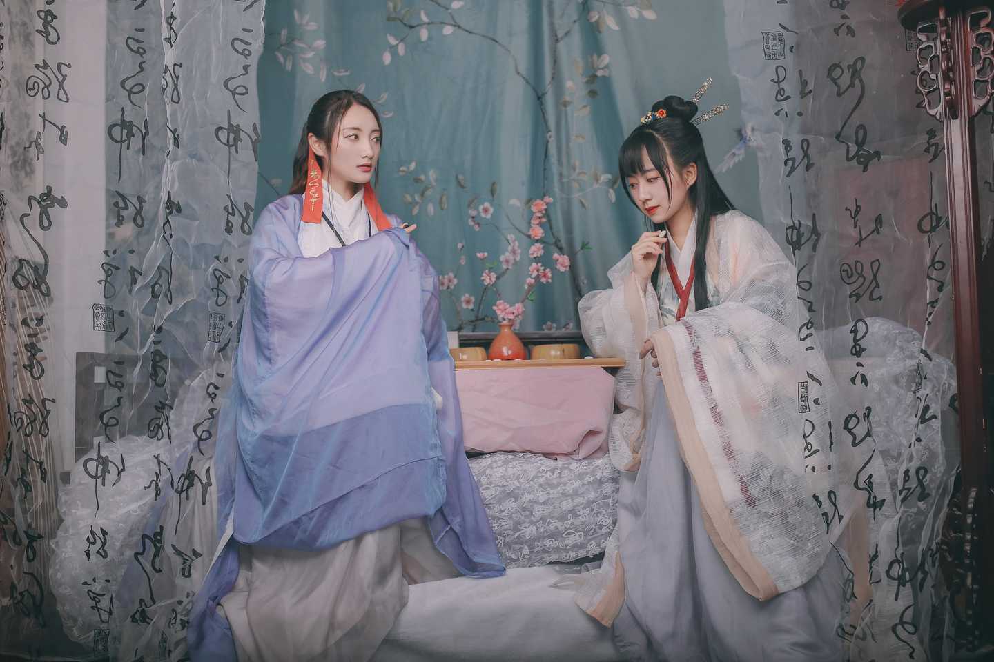 《汉服第346期》汉服 闲厅对弈