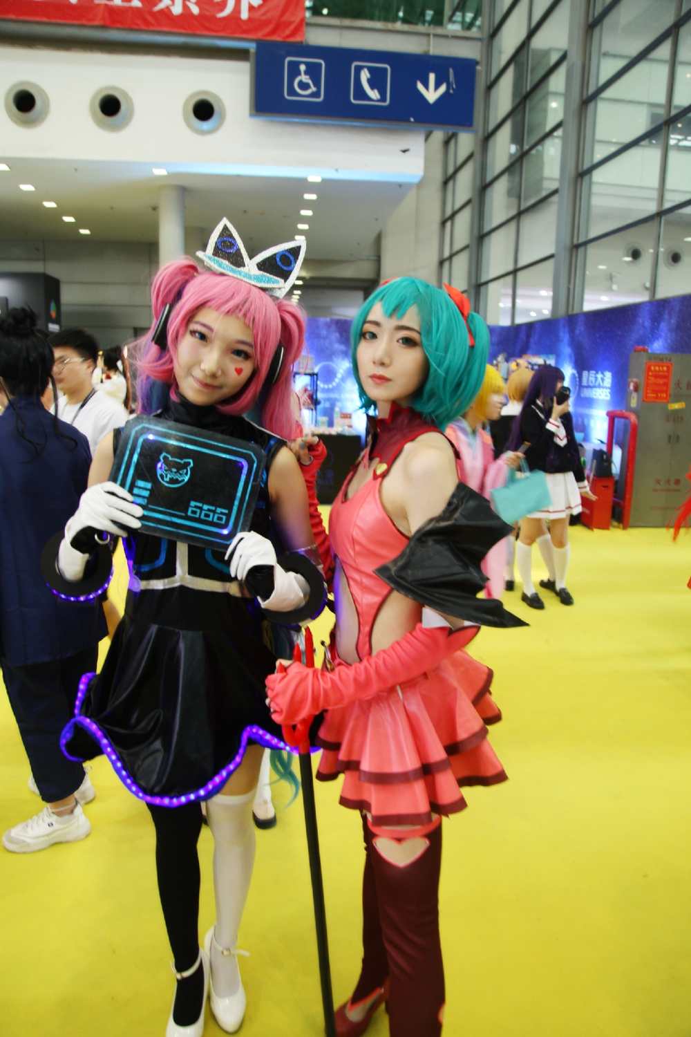 《C站·第3096期》无限幻想初音小恶魔场照