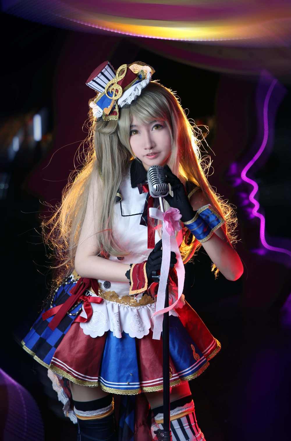 《C站·lolita·第1160期》南小鸟女仆努力的演唱吧