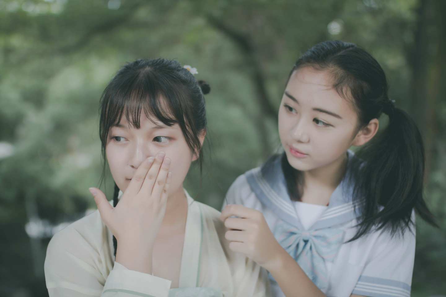 《汉服第743期》无题之汉服姐妹花