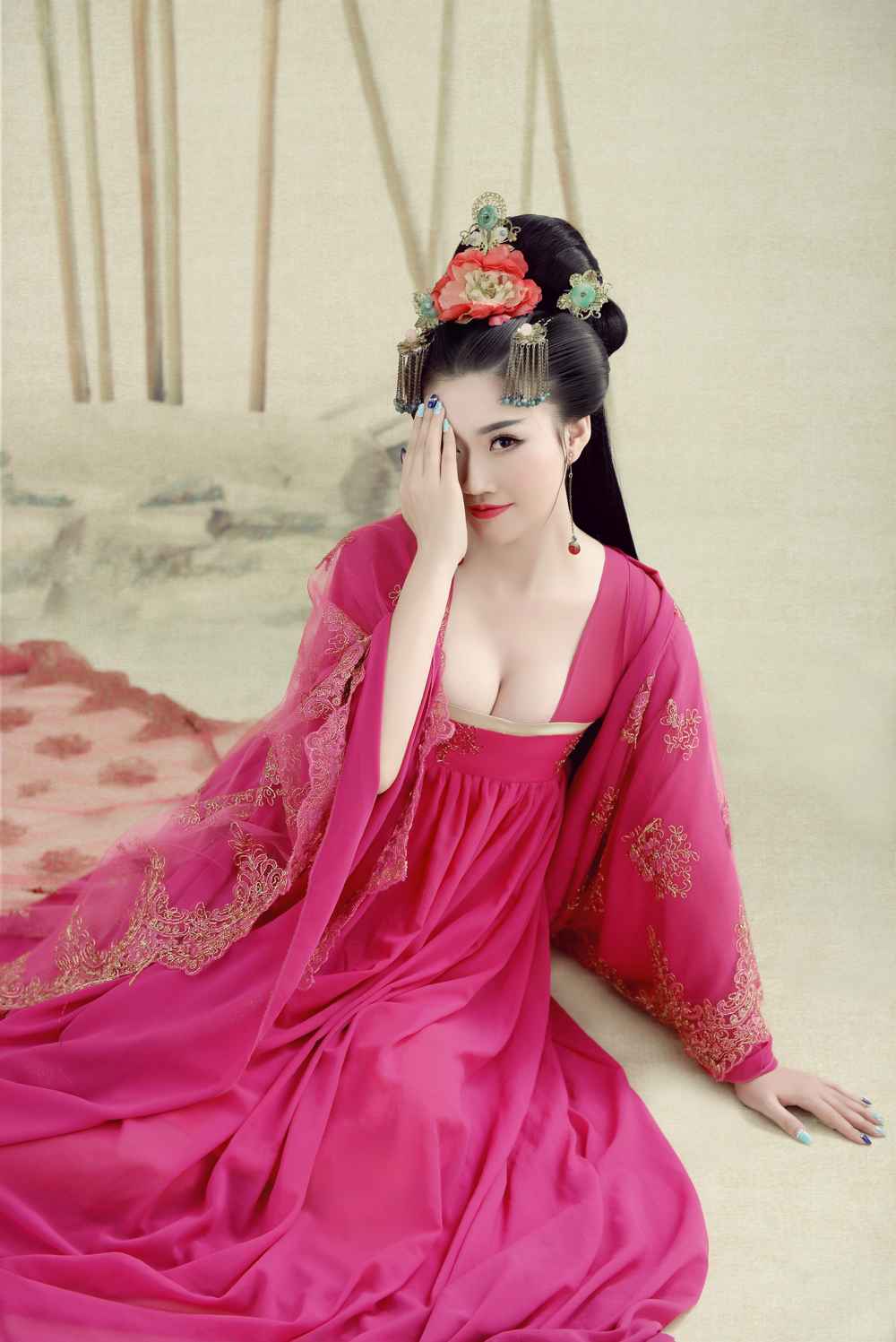 《汉服第746期》媚娘兰陵王入阵曲