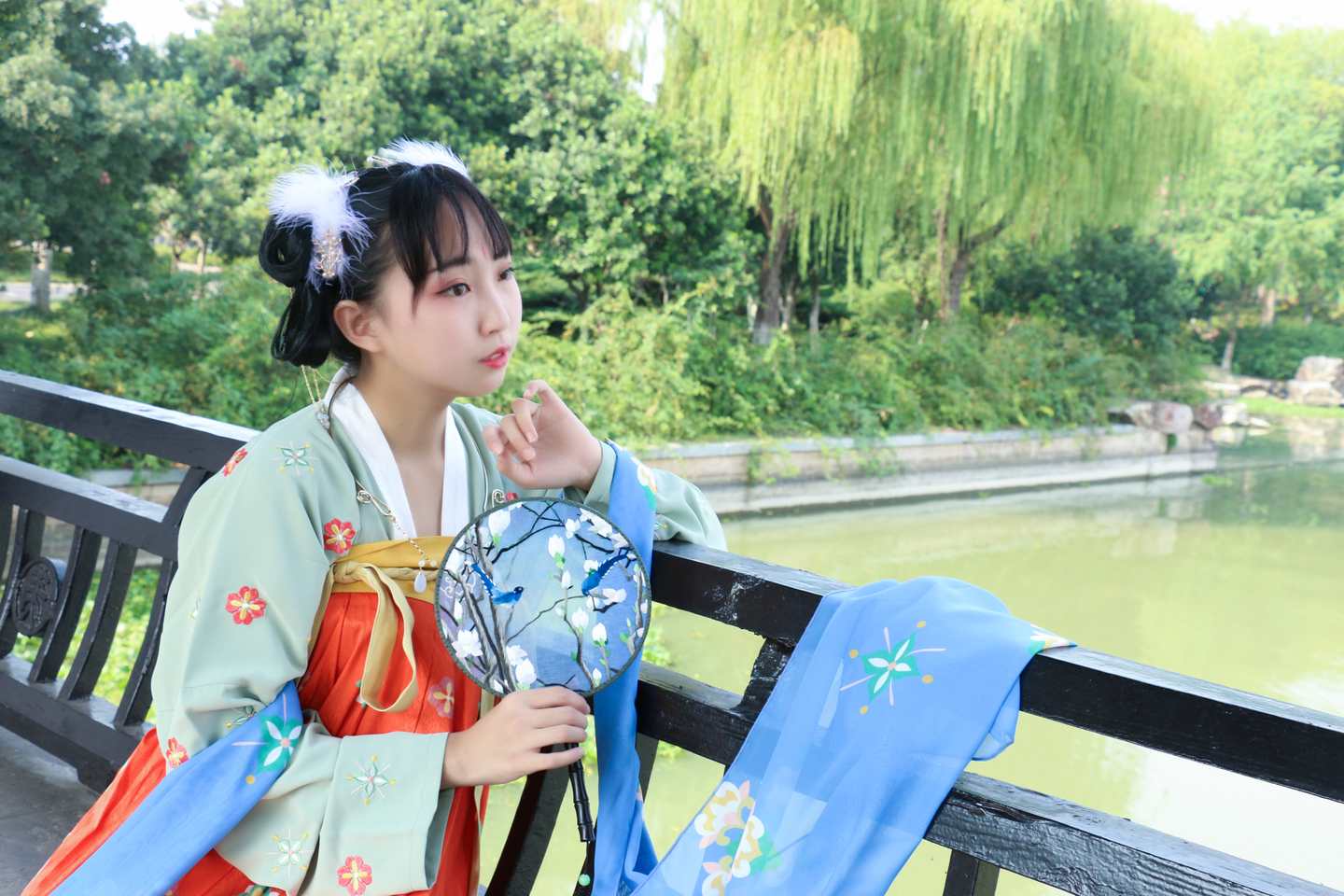 《汉服第367期》汉服私影 游园小记