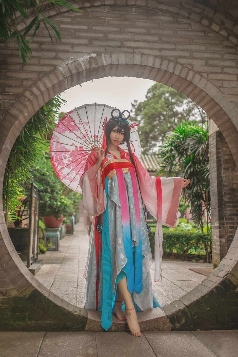 《汉服第604期》洛天依 忆红莲