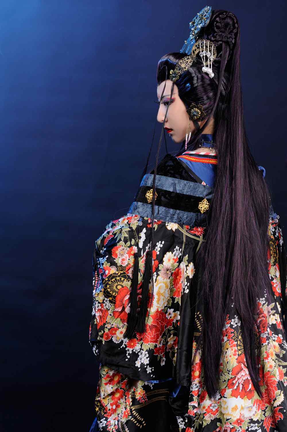 《汉服第667期》霹雳绝情书