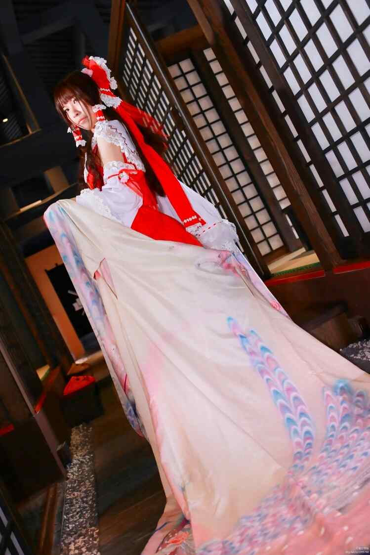 《汉服第774期》萌萌小公主萝莉版的春丽居然还是个女仆眼镜娘！