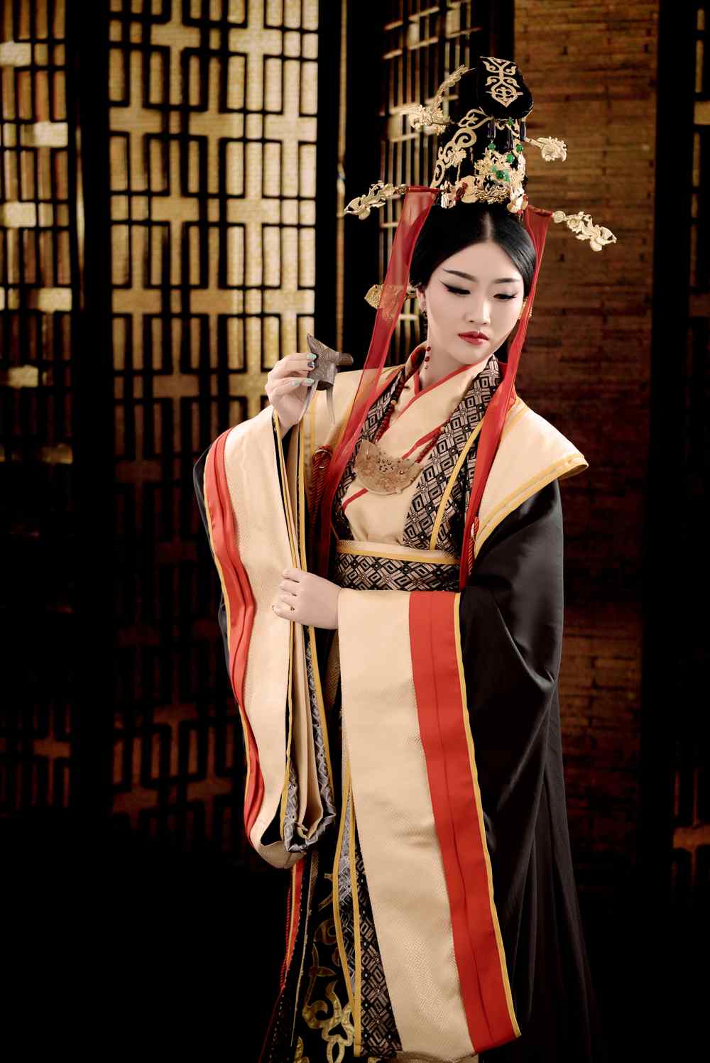 《汉服第619期》芈月传宣太后