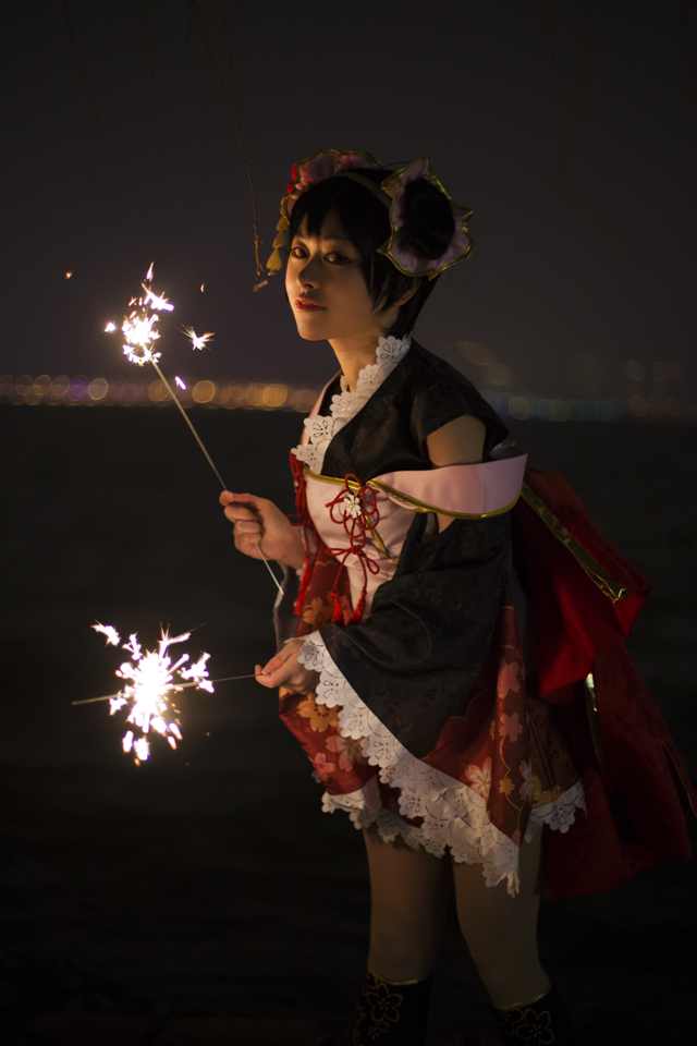 《C站·lolita·第375期》超可爱的女仆吃完饭我们可以一起去放烟花吗？