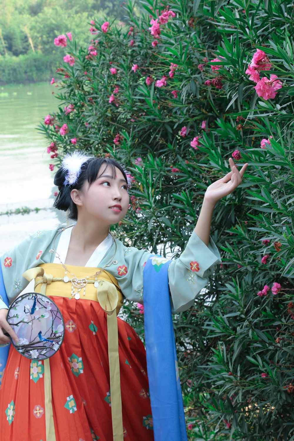 《汉服第367期》汉服私影 游园小记