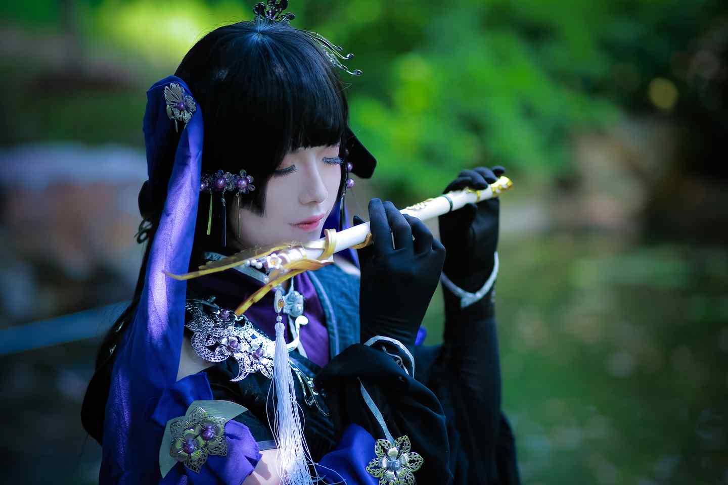 《汉服第422期》定国花萝