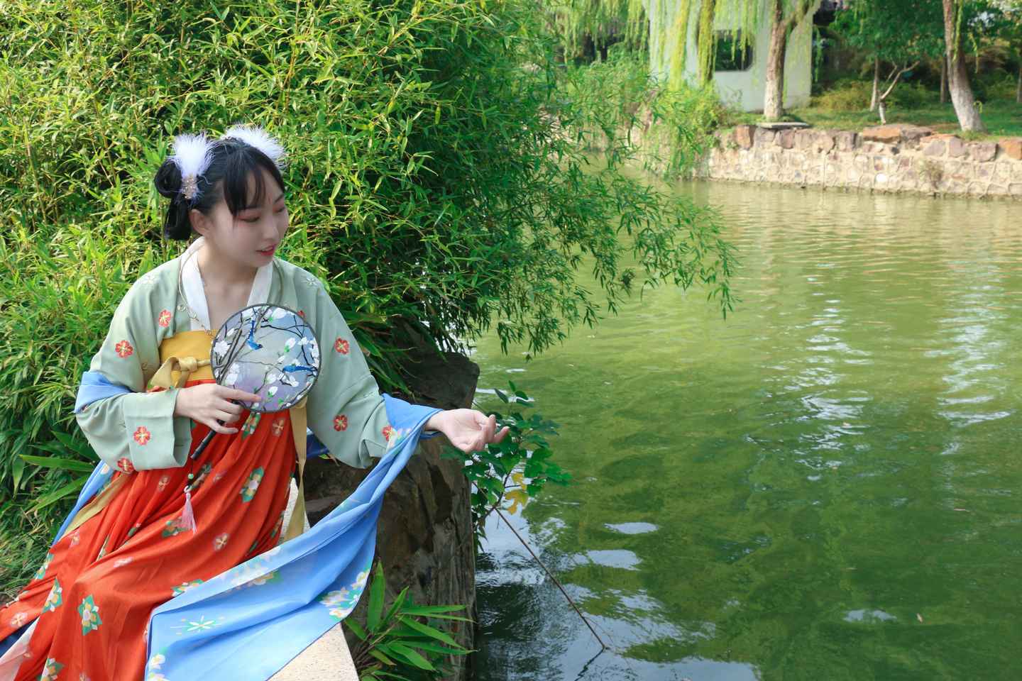 《汉服第367期》汉服私影 游园小记