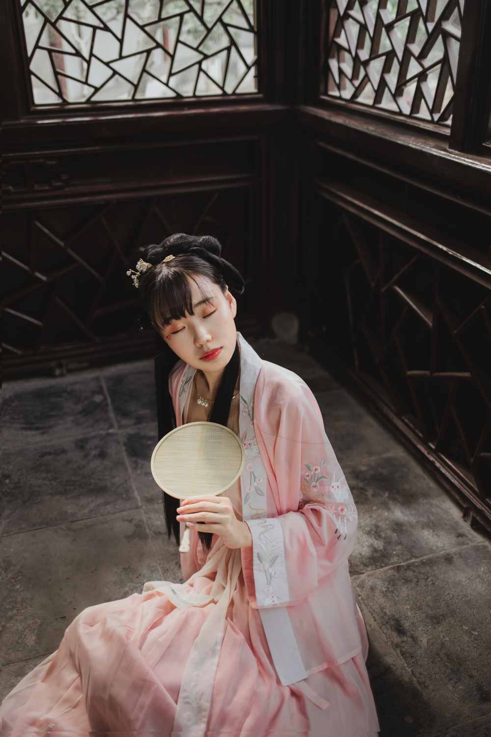 《汉服第369期》汉服私影&梨音兔