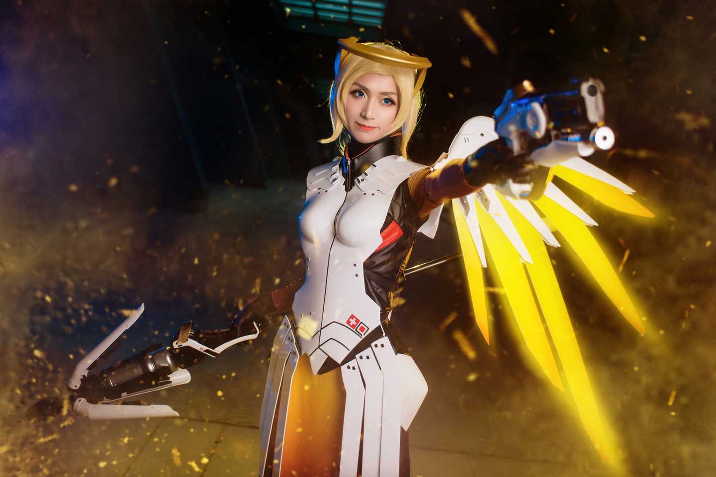 《C站·第3146期》守望先锋天使COSPLAY