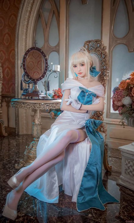 《C站·第3441期》吾王_礼服英灵正装