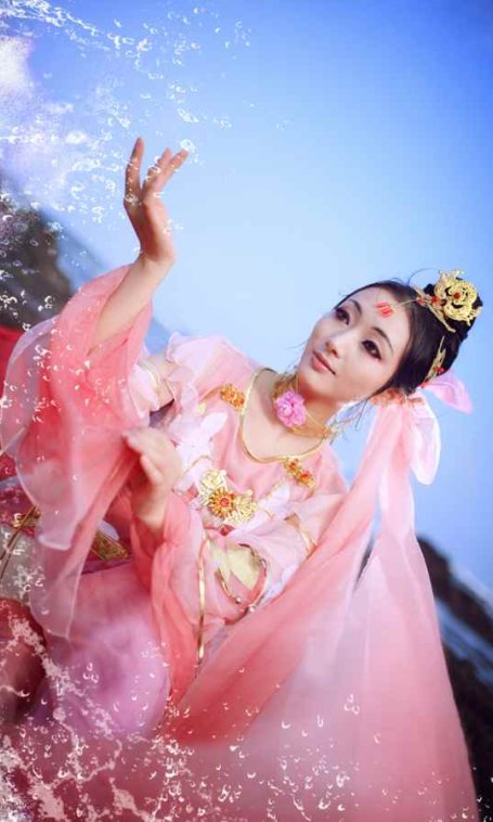 《汉服第425期》七秀