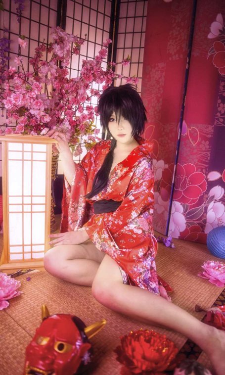 《汉服第767期》艳汉