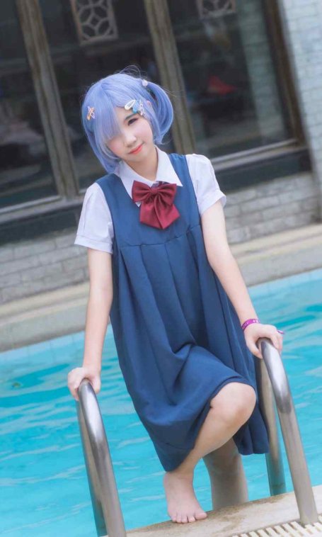 《C站·lolita·第1148期》蕾姆同人游泳池