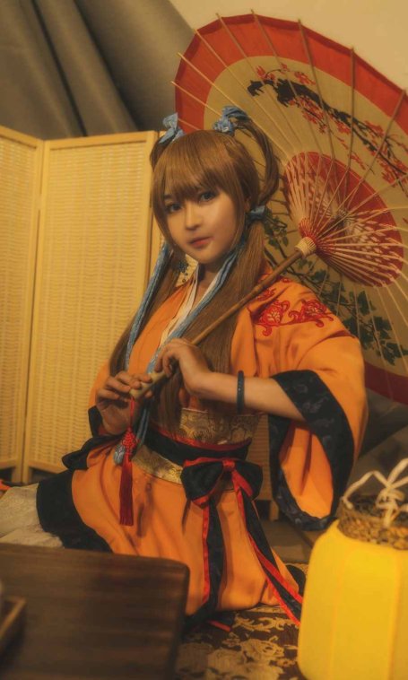 《汉服第681期》秦时明月高月