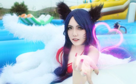 《C站·第1990期》英雄联盟泳池派对阿狸Cosplay